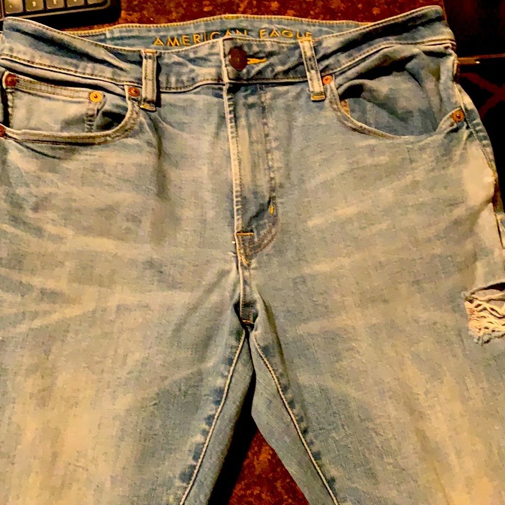 American eagle distress jeans. 34 x 30